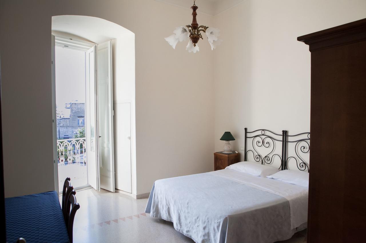 Albergo Lucy Trani Szoba fotó